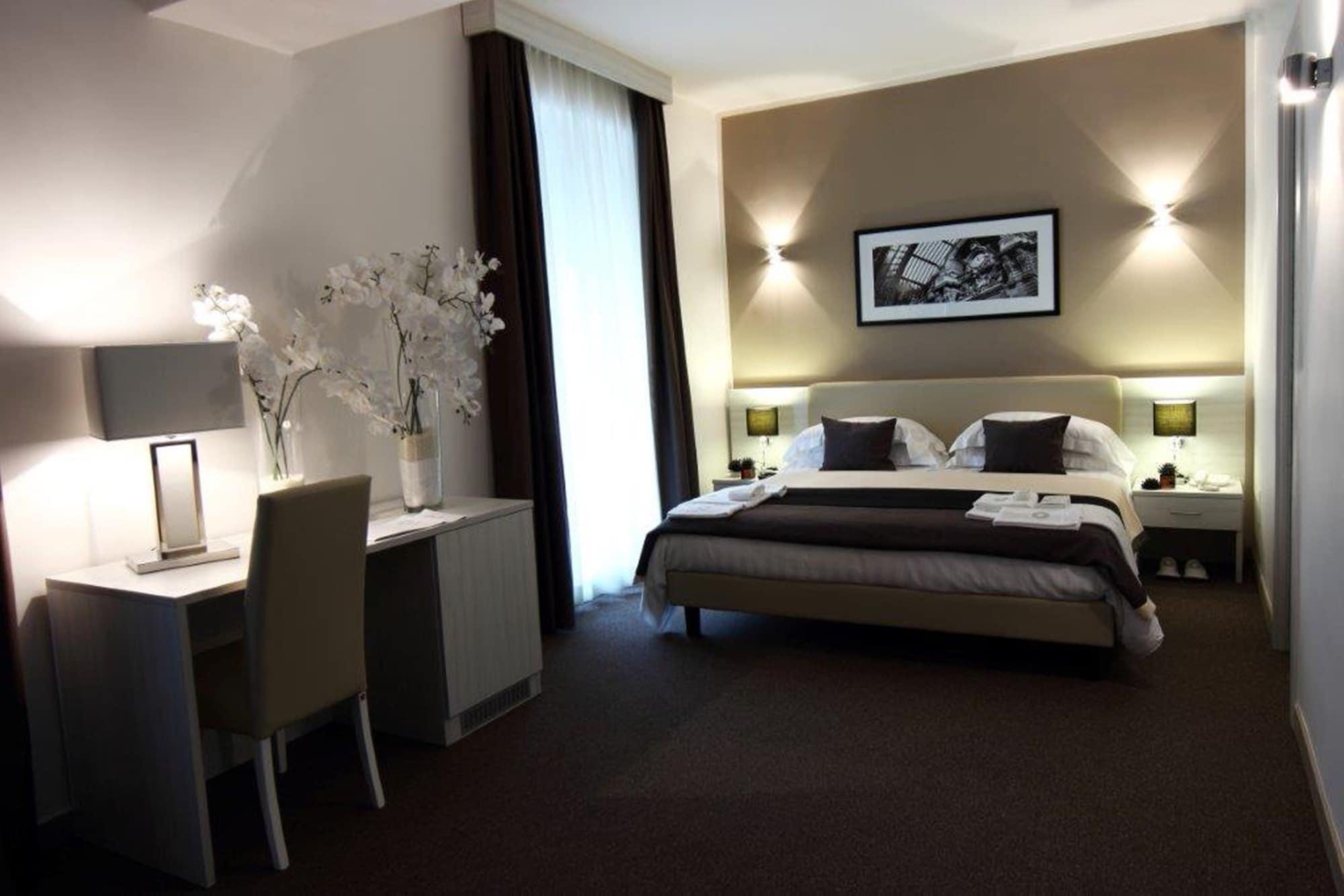 Stelle Hotel The Businest Neapel Exterior foto