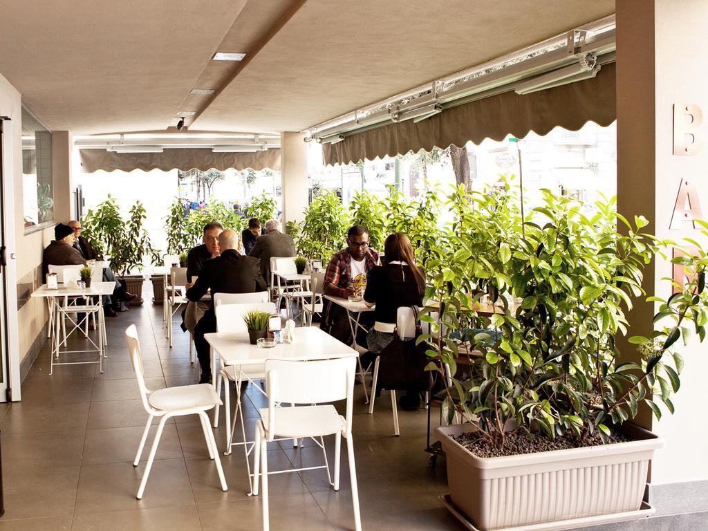 Stelle Hotel The Businest Neapel Exterior foto